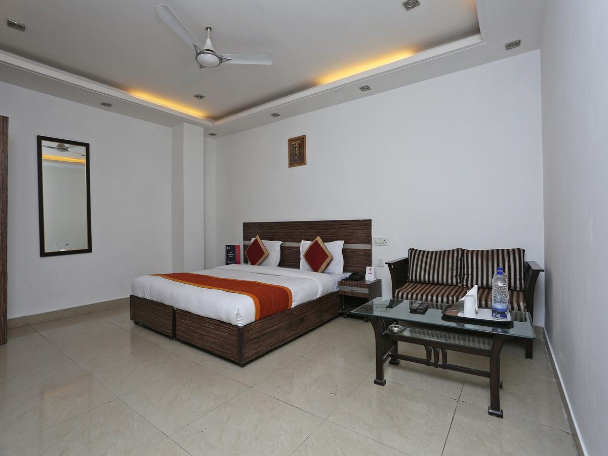 Oyo 10257 Hotel Lotus Park Gurgaon Exterior foto