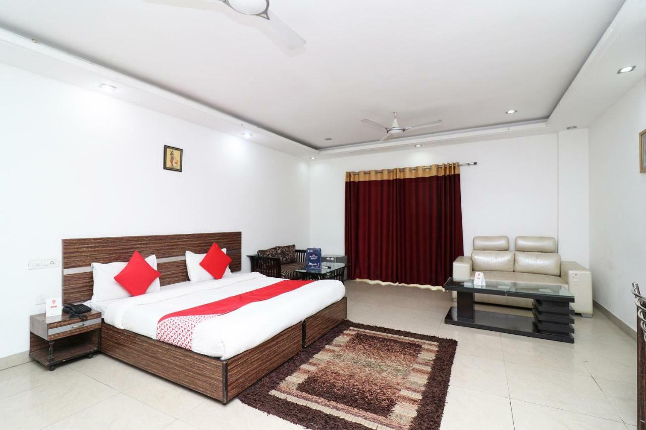 Oyo 10257 Hotel Lotus Park Gurgaon Exterior foto