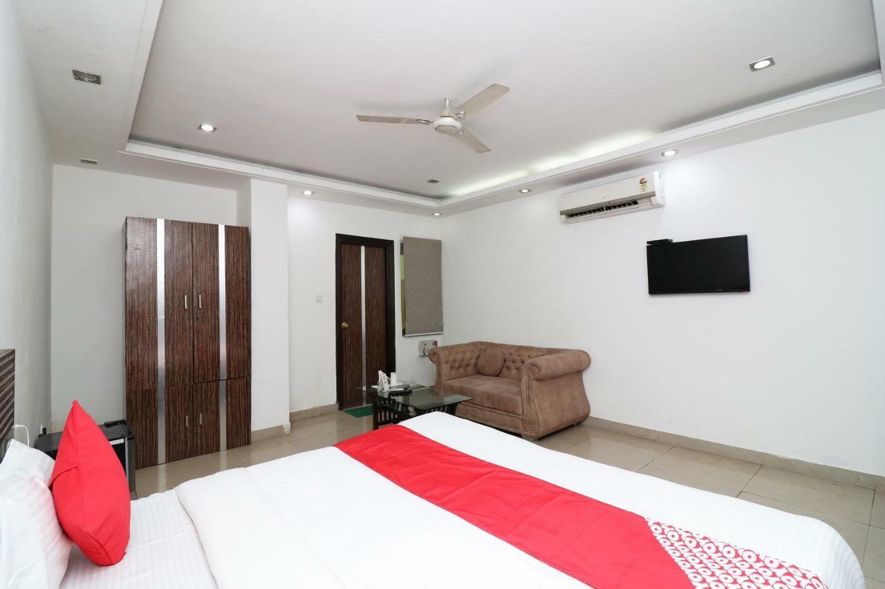 Oyo 10257 Hotel Lotus Park Gurgaon Exterior foto