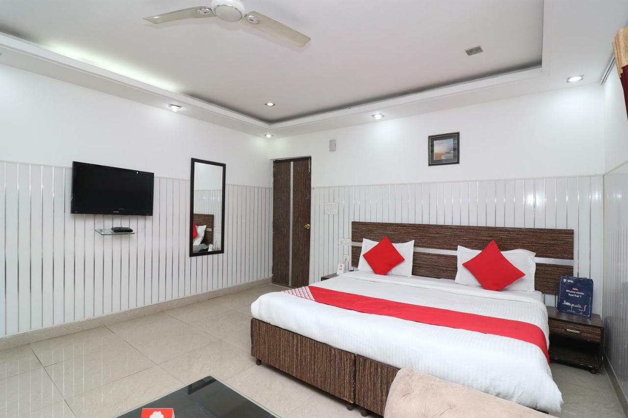 Oyo 10257 Hotel Lotus Park Gurgaon Exterior foto